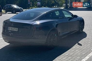 Ліфтбек Tesla Model S 2017 в Кам'янець-Подільському