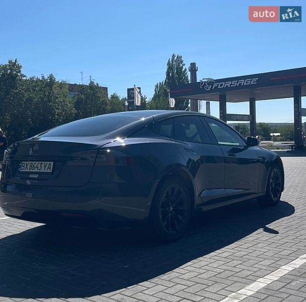 Ліфтбек Tesla Model S 2017 в Кам'янець-Подільському