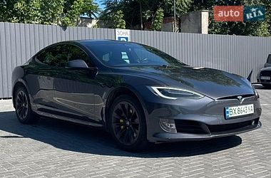 Лифтбек Tesla Model S 2017 в Каменец-Подольском
