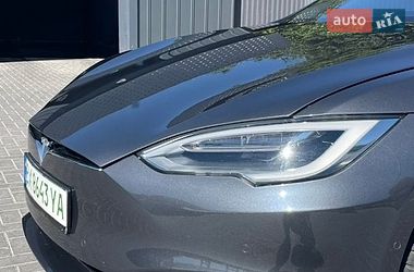 Ліфтбек Tesla Model S 2017 в Кам'янець-Подільському