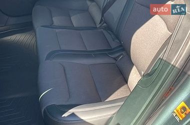 Ліфтбек Tesla Model S 2017 в Кам'янець-Подільському
