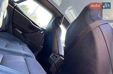 Ліфтбек Tesla Model S 2017 в Кам'янець-Подільському
