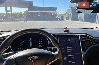 Лифтбек Tesla Model S 2017 в Каменец-Подольском