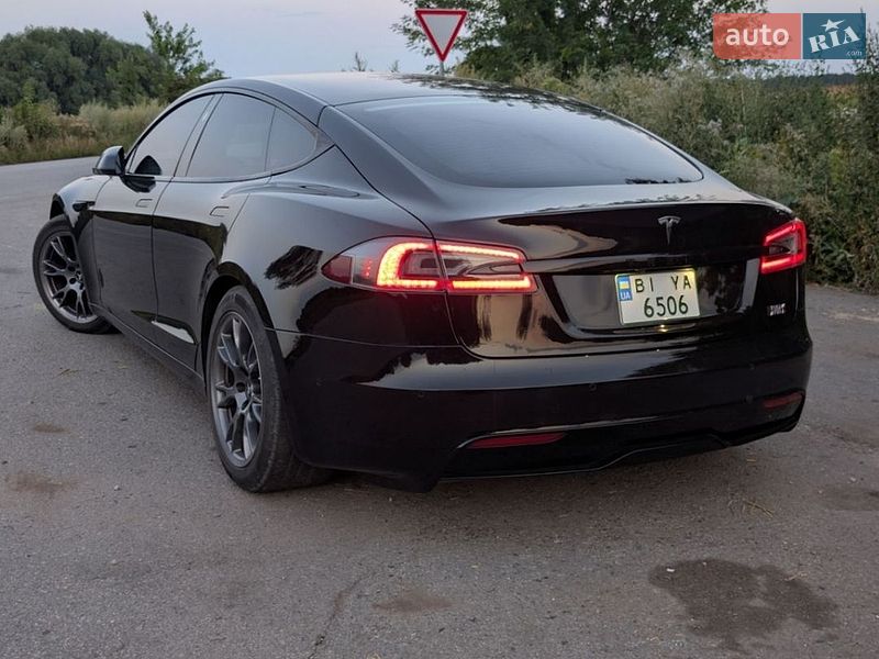 Лифтбек Tesla Model S 2021 в Миргороде фото 17 Лифтбек Tesla Model S 2021 в Миргороде
