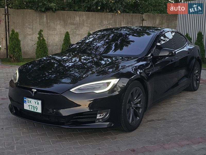 Лифтбек Tesla Model S 2018 в Костополе фото 2 Лифтбек Tesla Model S 2018 в Костополе