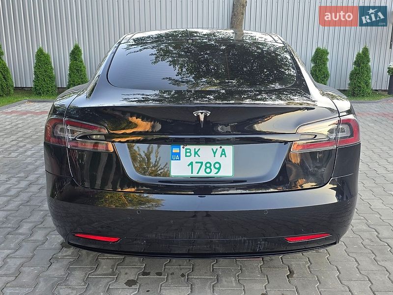 Лифтбек Tesla Model S 2018 в Костополе фото 8 Лифтбек Tesla Model S 2018 в Костополе