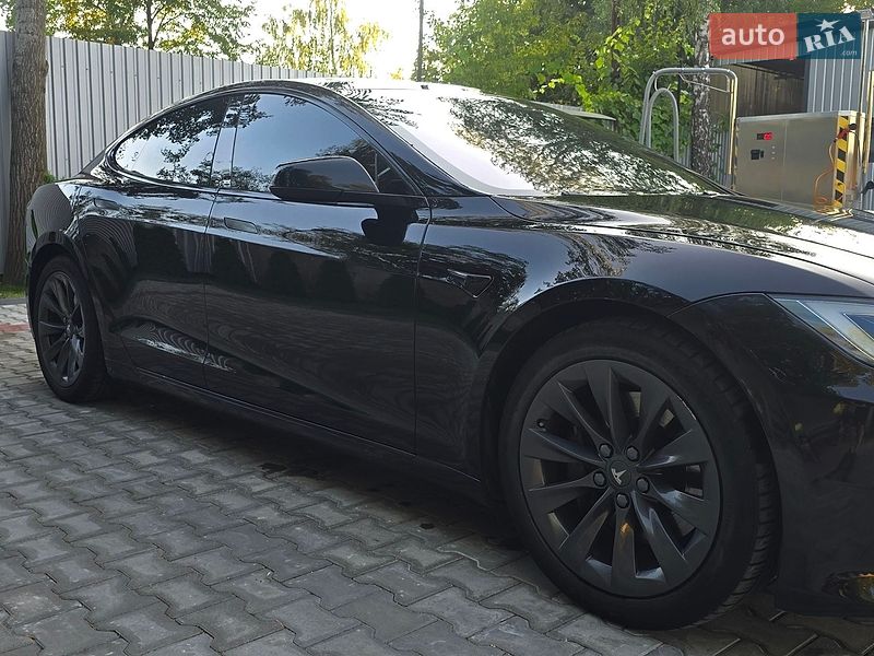 Лифтбек Tesla Model S 2018 в Костополе фото 14 Лифтбек Tesla Model S 2018 в Костополе