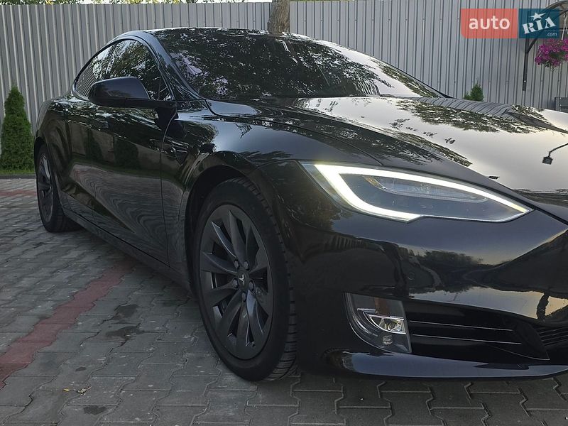Лифтбек Tesla Model S 2018 в Костополе фото 15 Лифтбек Tesla Model S 2018 в Костополе