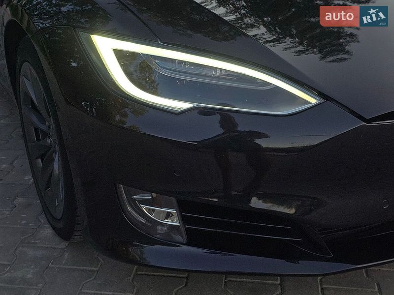 Лифтбек Tesla Model S 2018 в Костополе фото 17 Лифтбек Tesla Model S 2018 в Костополе