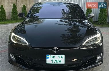 Лифтбек Tesla Model S 2018 в Костополе фото 19 Лифтбек Tesla Model S 2018 в Костополе