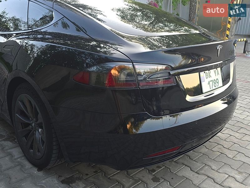 Лифтбек Tesla Model S 2018 в Костополе фото 29 Лифтбек Tesla Model S 2018 в Костополе