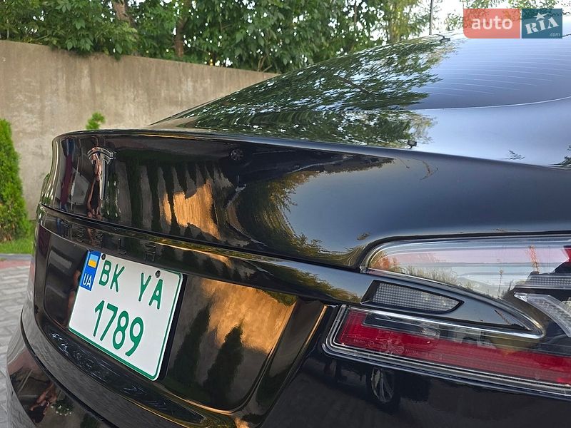 Лифтбек Tesla Model S 2018 в Костополе фото 31 Лифтбек Tesla Model S 2018 в Костополе
