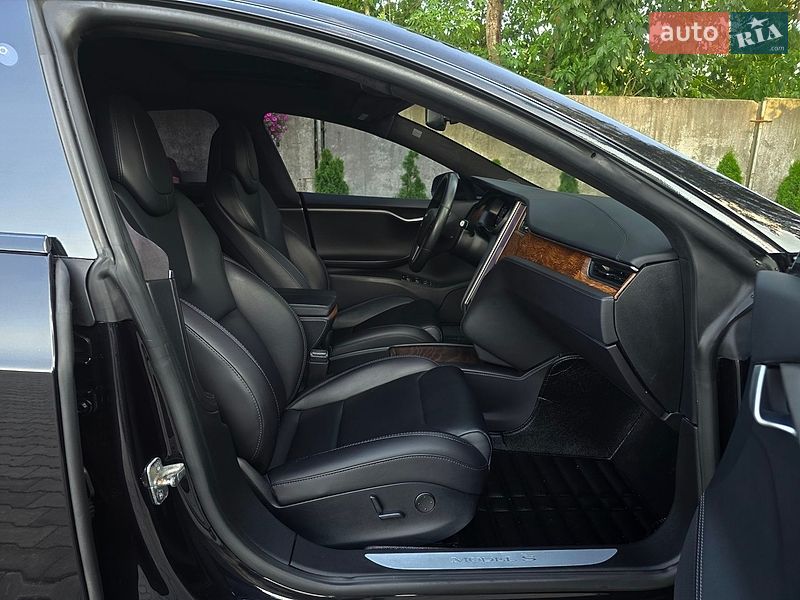 Лифтбек Tesla Model S 2018 в Костополе фото 42 Лифтбек Tesla Model S 2018 в Костополе