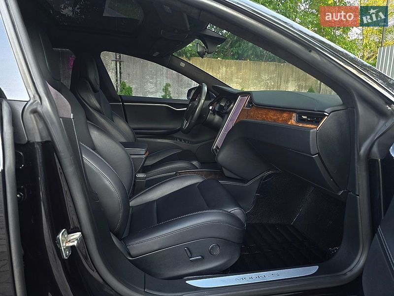 Лифтбек Tesla Model S 2018 в Костополе фото 41 Лифтбек Tesla Model S 2018 в Костополе