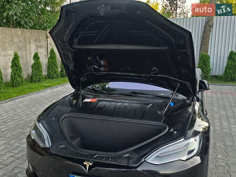 Лифтбек Tesla Model S 2018 в Костополе фото 73 Лифтбек Tesla Model S 2018 в Костополе