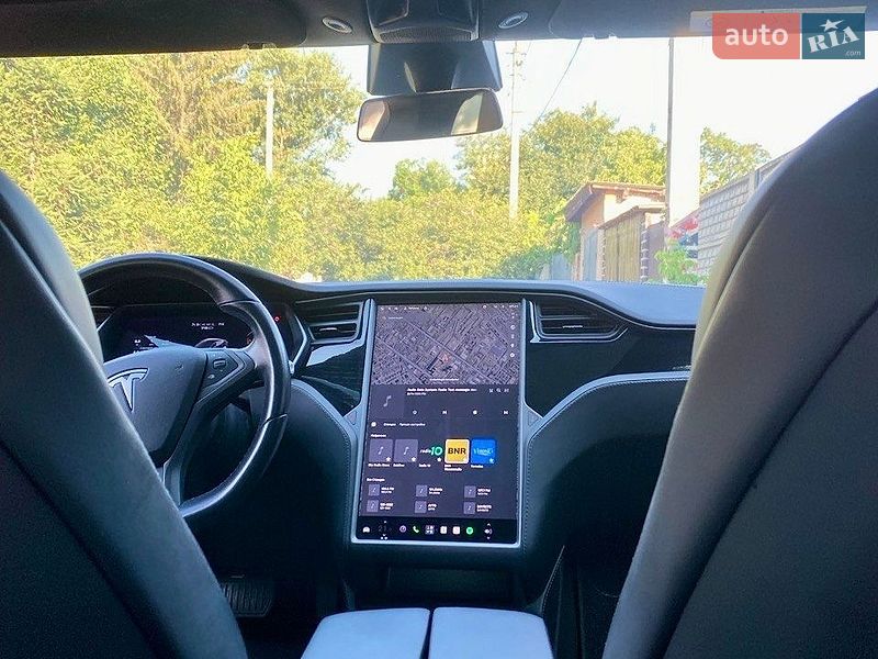 Лифтбек Tesla Model S 2018 в Днепре