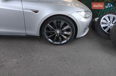 Лифтбек Tesla Model S 2012 в Одессе