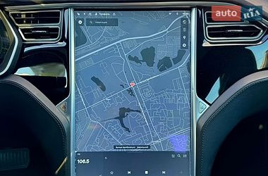 Лифтбек Tesla Model S 2016 в Киеве