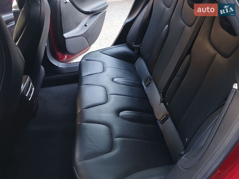 Лифтбек Tesla Model S 2017 в Ивано-Франковске фото 18 Лифтбек Tesla Model S 2017 в Ивано-Франковске