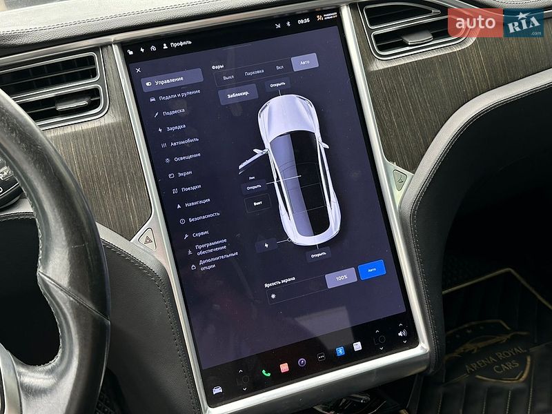 Ліфтбек Tesla Model S 2013 в Харкові