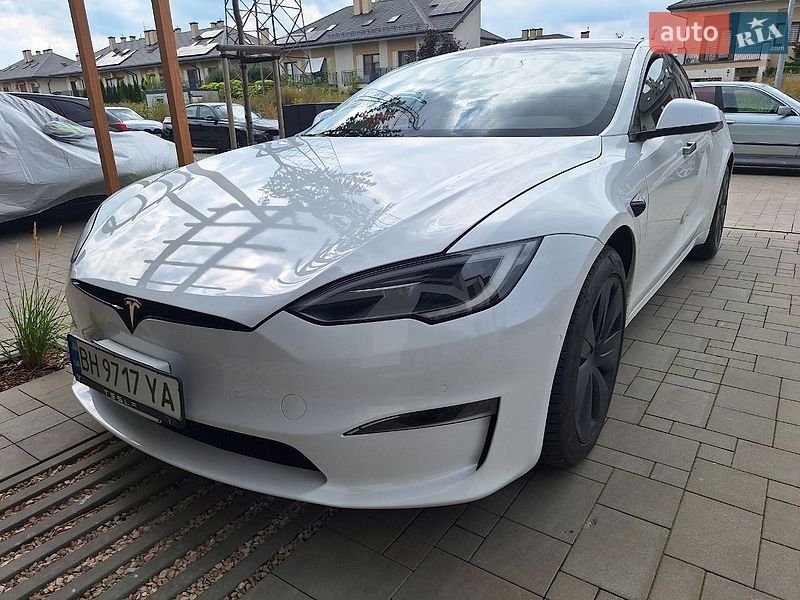 Лифтбек Tesla Model S 2022 в Львове