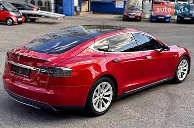 Лифтбек Tesla Model S 2015 в Одессе