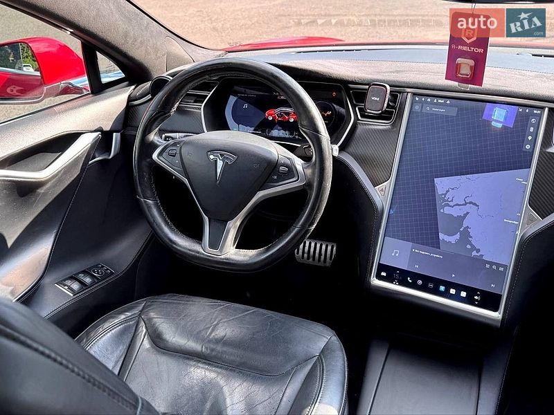 Лифтбек Tesla Model S 2015 в Одессе