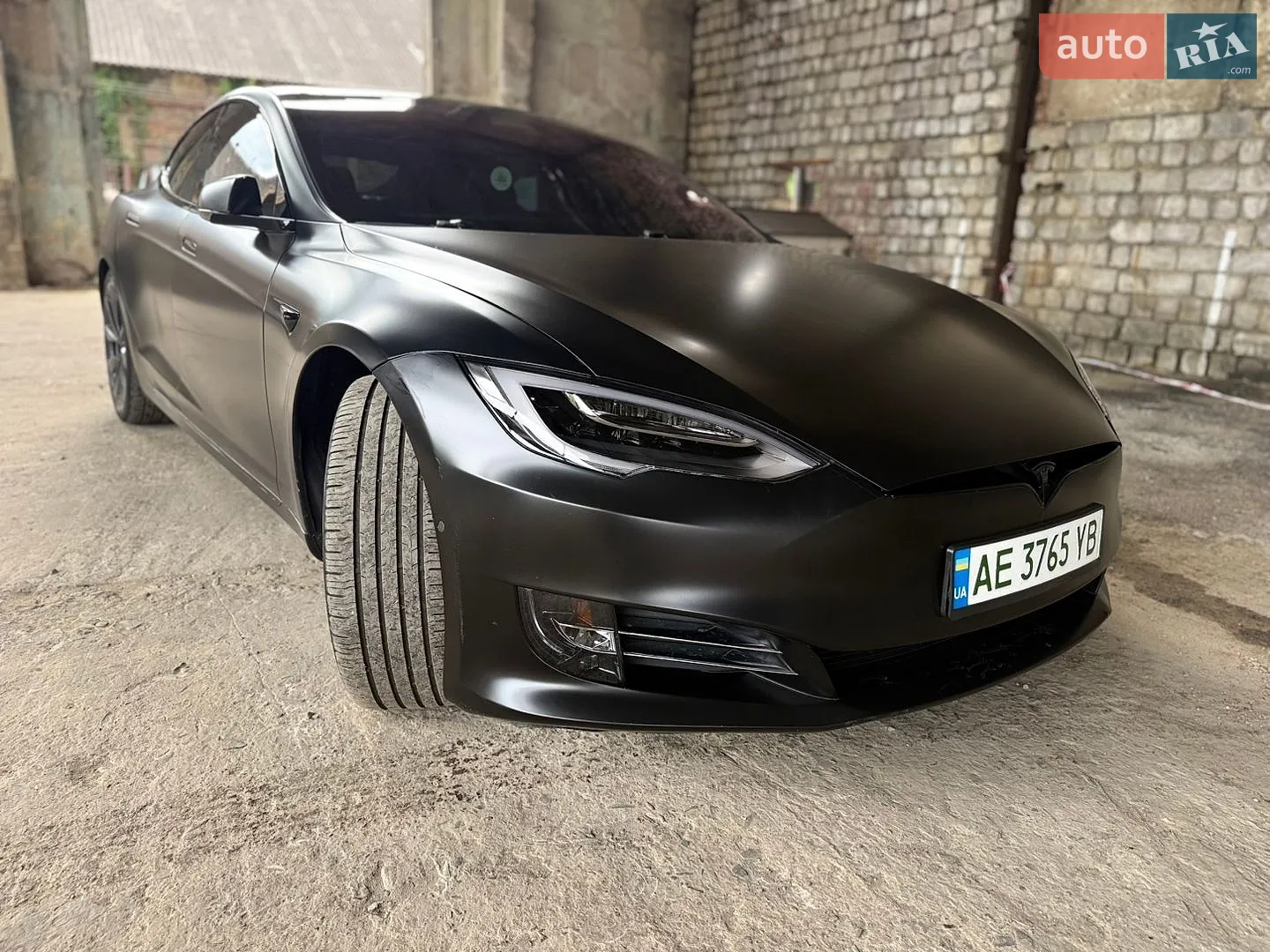 2019 Tesla Model S - мініатюра 8