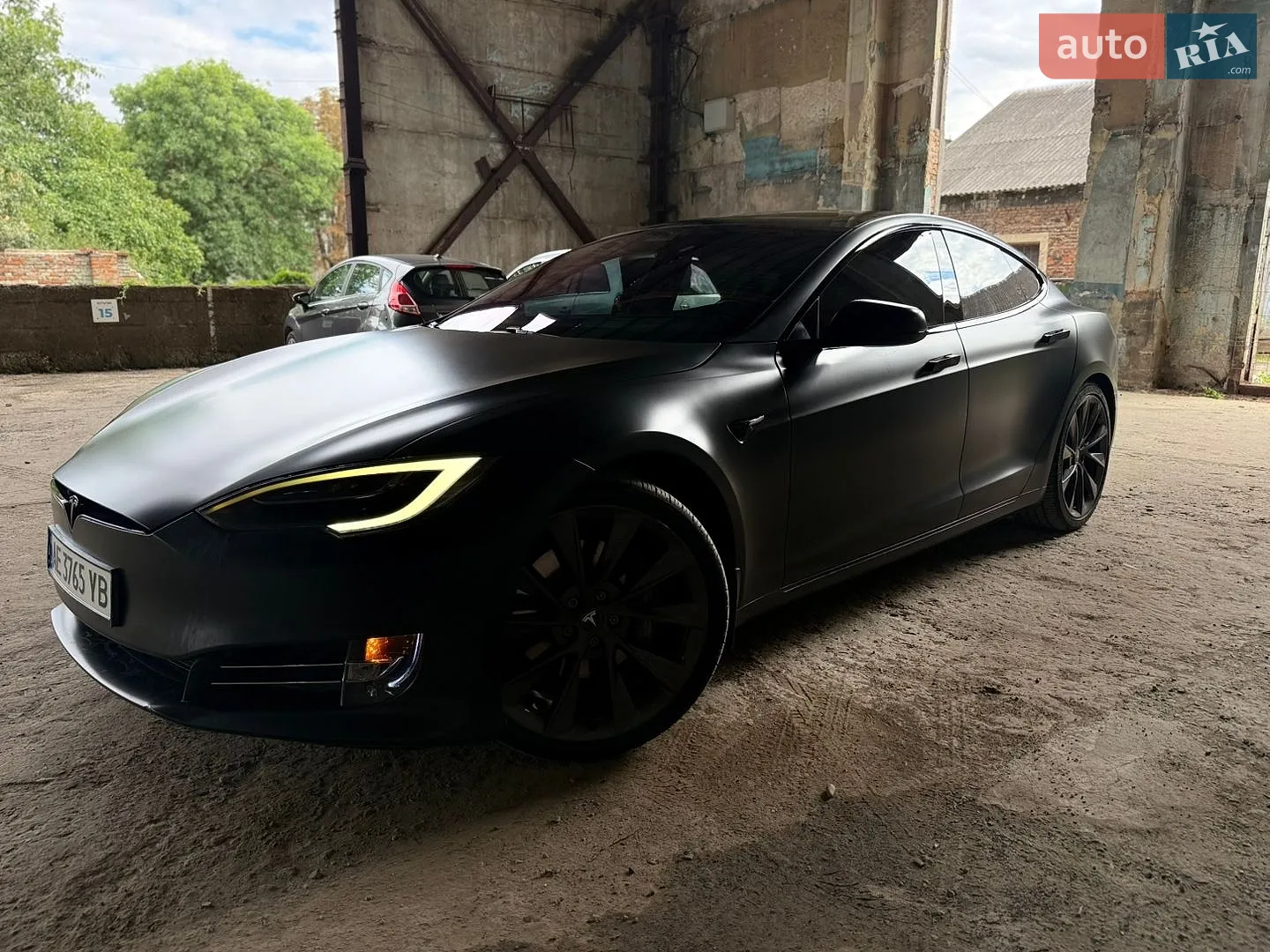 2019 Tesla Model S - мініатюра 11
