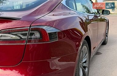 Лифтбек Tesla Model S 2013 в Коростышеве