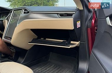 Лифтбек Tesla Model S 2013 в Коростышеве