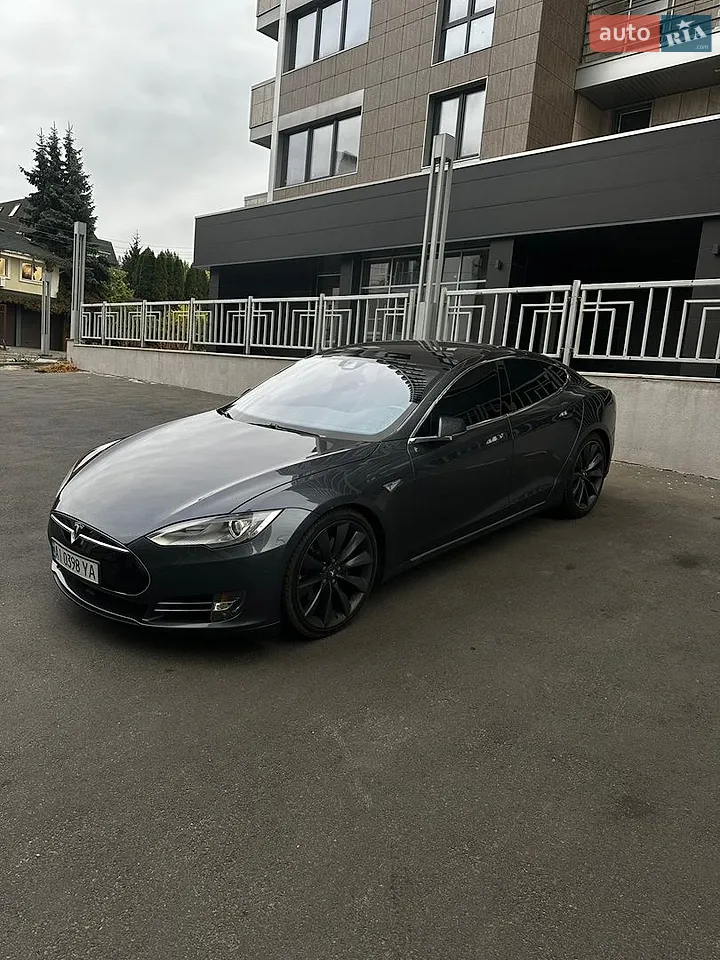 2015 Tesla Model S - мініатюра 19