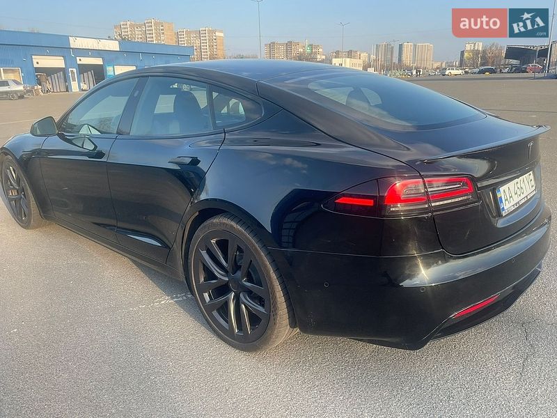Ліфтбек Tesla Model S 2022 в Києві