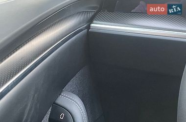 Ліфтбек Tesla Model S 2022 в Києві