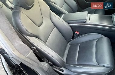 Ліфтбек Tesla Model S 2022 в Києві