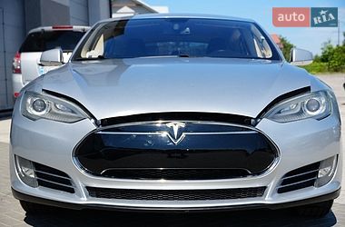 Лифтбек Tesla Model S 2014 в Дрогобыче фото 28 Лифтбек Tesla Model S 2014 в Дрогобыче