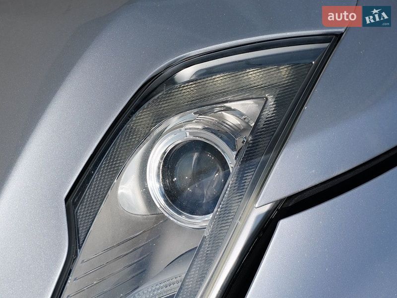 Лифтбек Tesla Model S 2014 в Дрогобыче