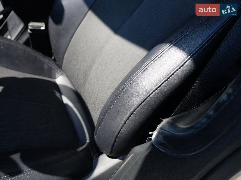 Лифтбек Tesla Model S 2014 в Дрогобыче