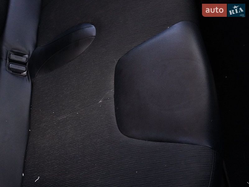 Лифтбек Tesla Model S 2014 в Дрогобыче фото 58 Лифтбек Tesla Model S 2014 в Дрогобыче