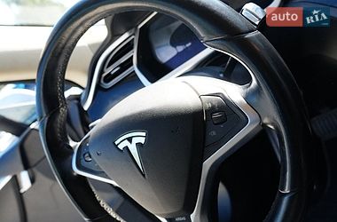 Лифтбек Tesla Model S 2014 в Дрогобыче