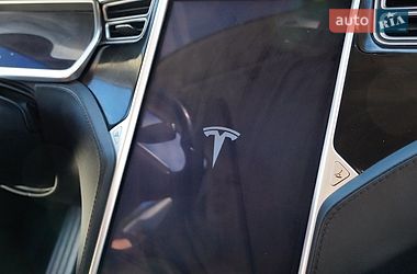 Лифтбек Tesla Model S 2014 в Дрогобыче