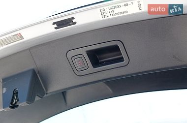 Лифтбек Tesla Model S 2014 в Дрогобыче