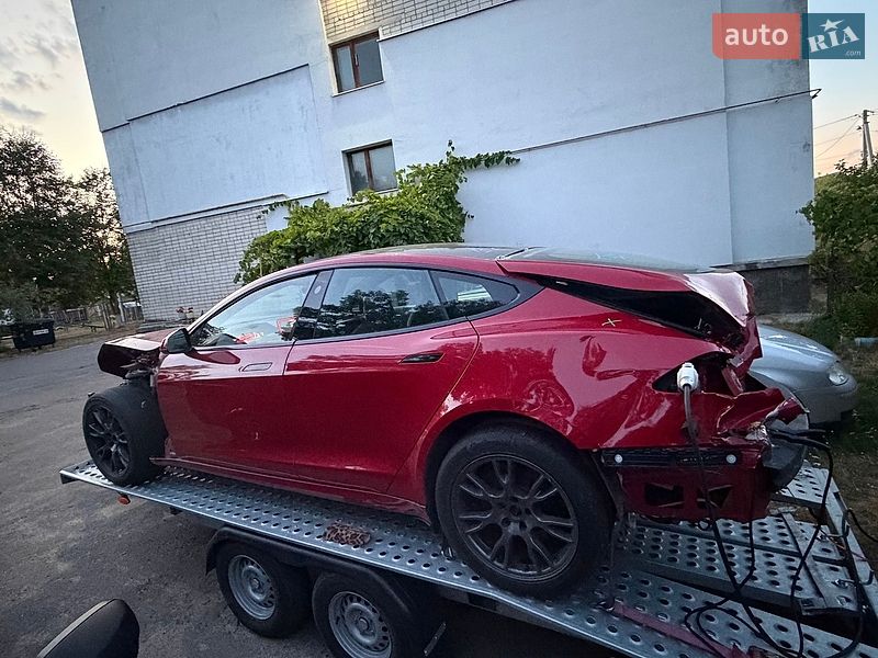 Ліфтбек Tesla Model S 2023 в Рівному