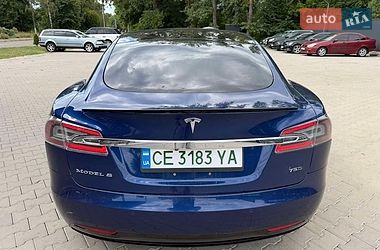 Лифтбек Tesla Model S 2017 в Черновцах