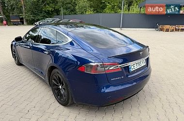 Лифтбек Tesla Model S 2017 в Черновцах