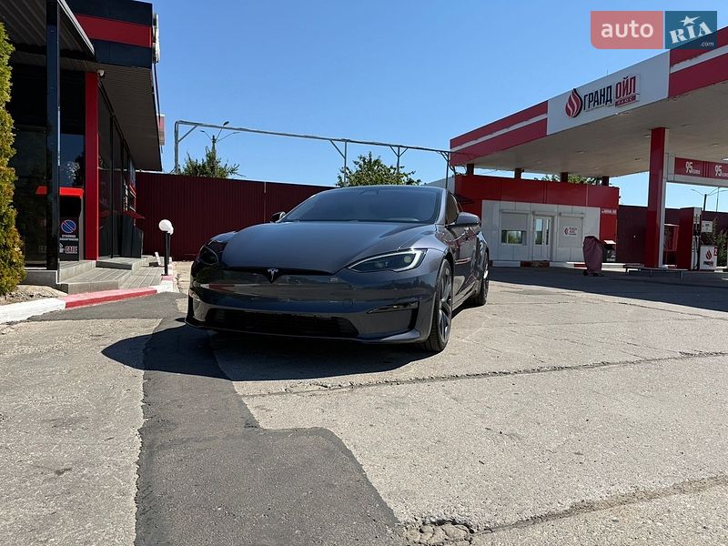 Лифтбек Tesla Model S 2022 в Первомайске