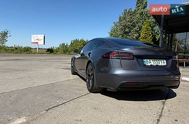 Лифтбек Tesla Model S 2022 в Первомайске