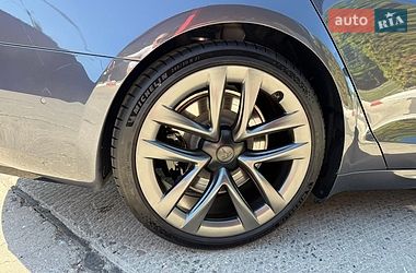 Лифтбек Tesla Model S 2022 в Первомайске