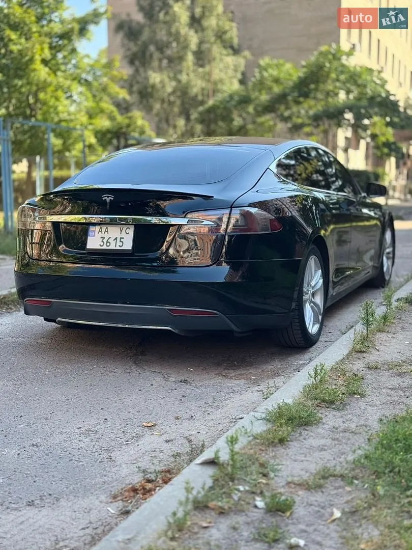 2014 Tesla Model S - мініатюра 3