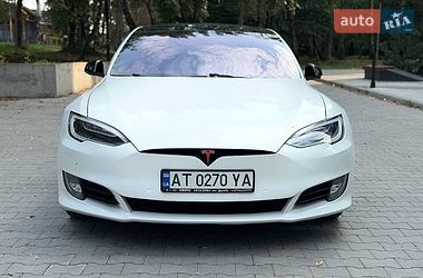 Лифтбек Tesla Model S 2017 в Тернополе